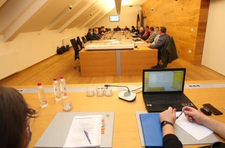 21 REDNA SEJA OBČINSKEGA SVETA 11 FOTO LJUBO VUKELIČ